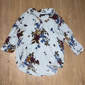 Brody Myles light grey floral blouse with 3/4 sleeves